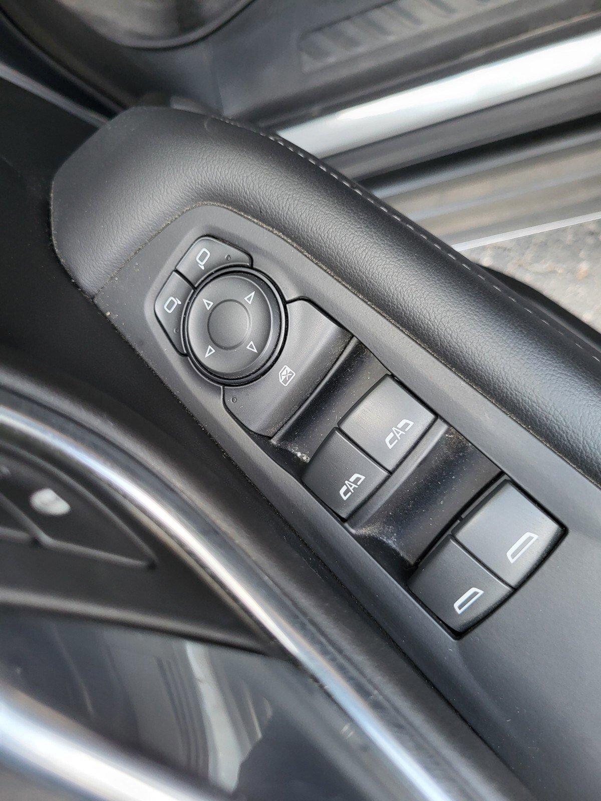 Used 2024 Chevrolet Tahoe LS w/ Driver Alert Package image 18