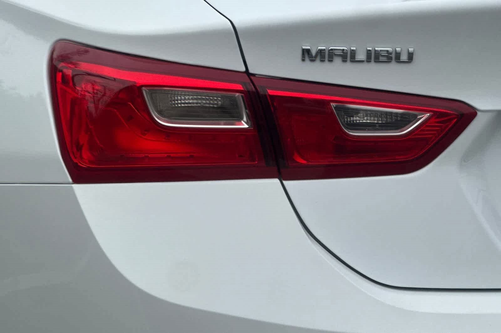 Used 2024 Chevrolet Malibu LT image 27