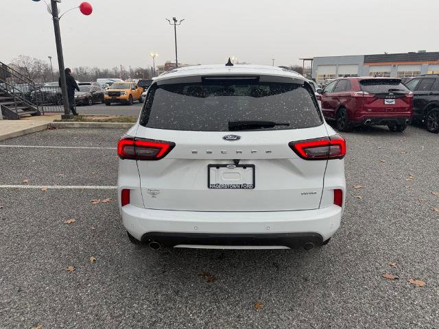 Certified 2023 Ford Escape ST-Line w/ Tech Pack #1 image 6