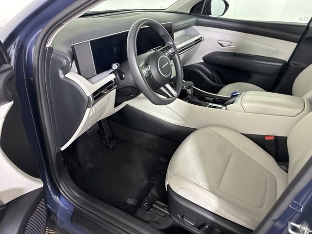 Used 2025 Hyundai Tucson SEL AWD/4WD image 14