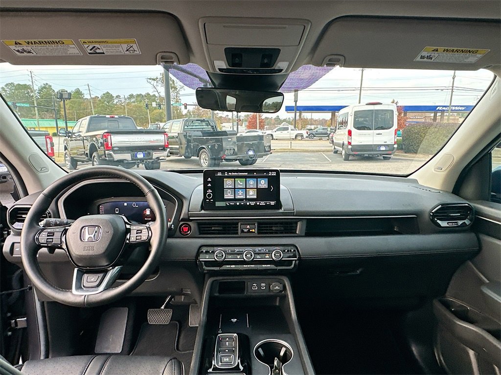 Used 2025 Honda Pilot Elite image 7