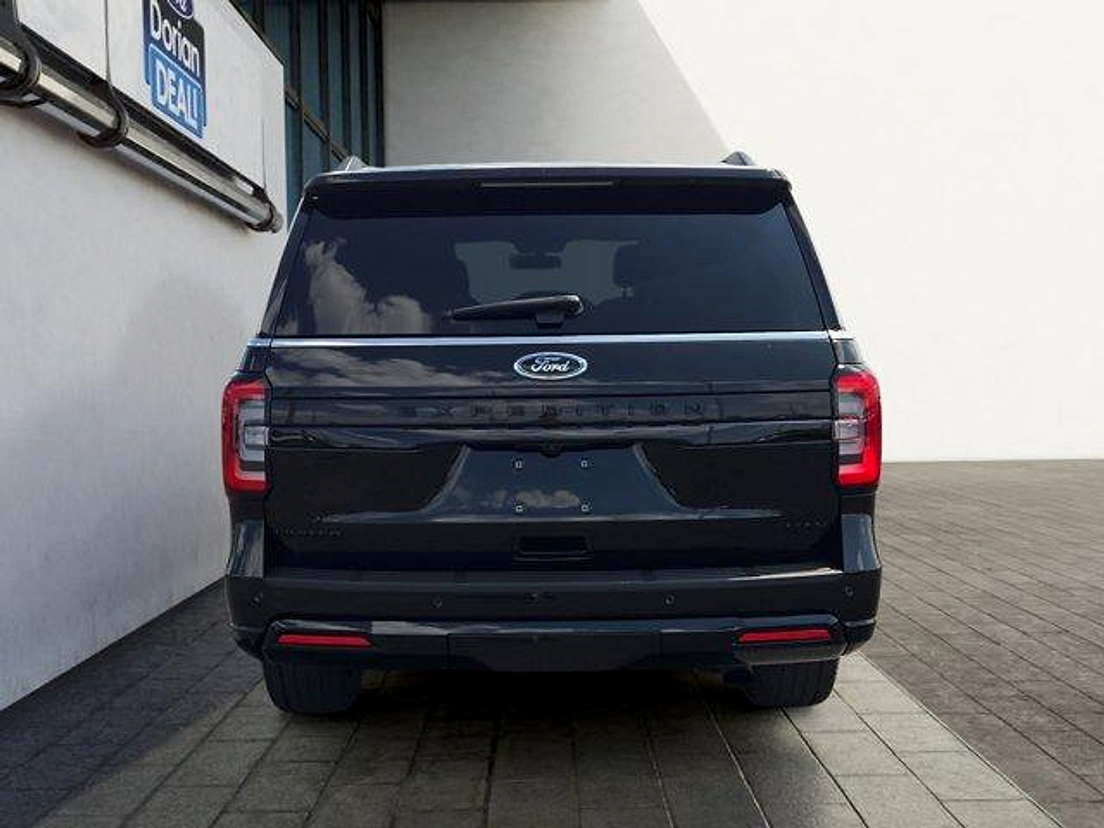 Certified 2023 Ford Expedition Max Limited AWD/4WD image 4