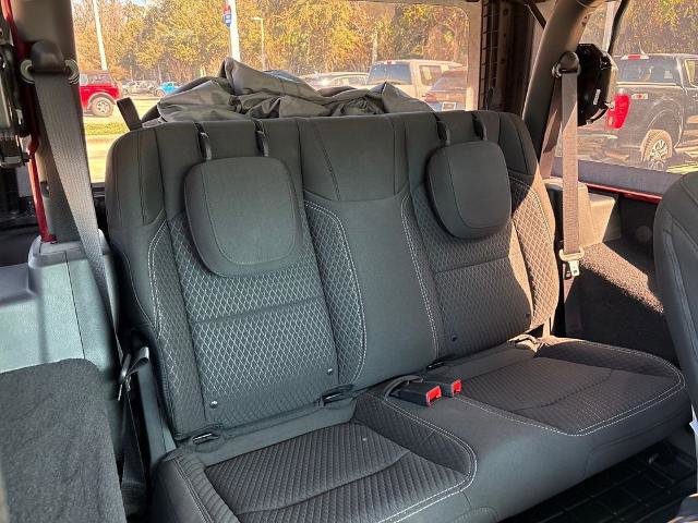 Used 2021 Jeep Wrangler Sport image 31