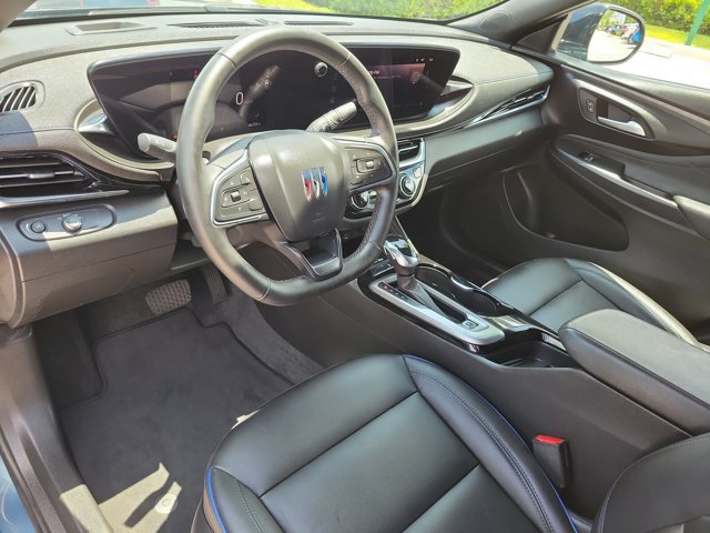 Used 2024 Buick Envista Sport Touring w/ Convenience II Package FWD image 20