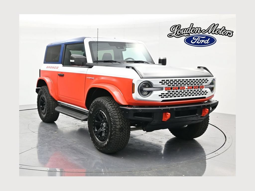 Certified 2025 Ford Bronco Stroppe Edition AWD/4WD image 1
