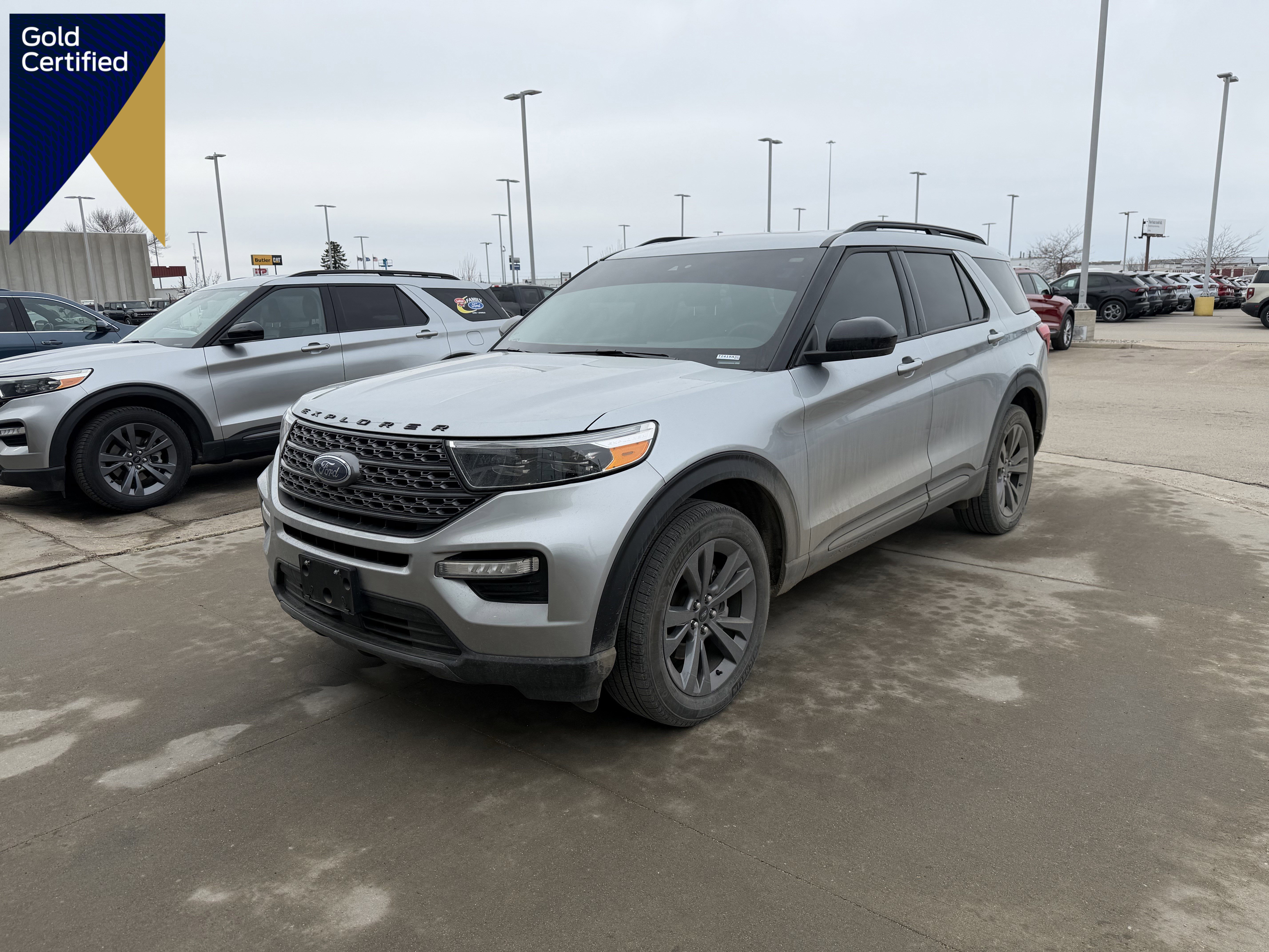 Certified 2023 Ford Explorer XLT w/ Equipment Group 202A image 1