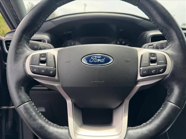 Certified 2022 Ford Explorer XLT w/ Equipment Group 202A AWD/4WD image 20
