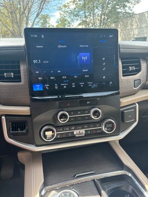 Certified 2022 Ford Expedition Max Limited AWD/4WD image 18