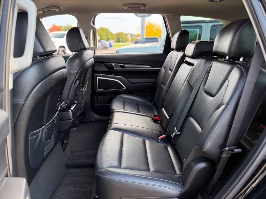 Used 2022 Kia Telluride LX AWD/4WD image 12