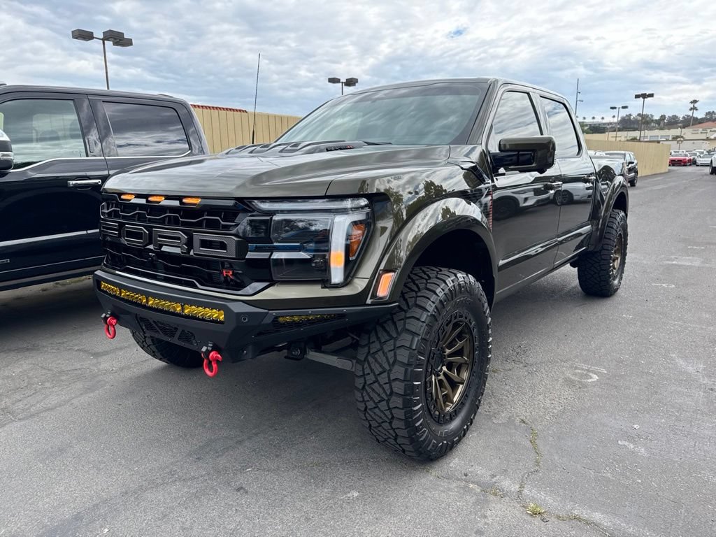 Certified 2025 Ford F150 Raptor w/ Equipment Group 803A Raptor R AWD/4WD image 17