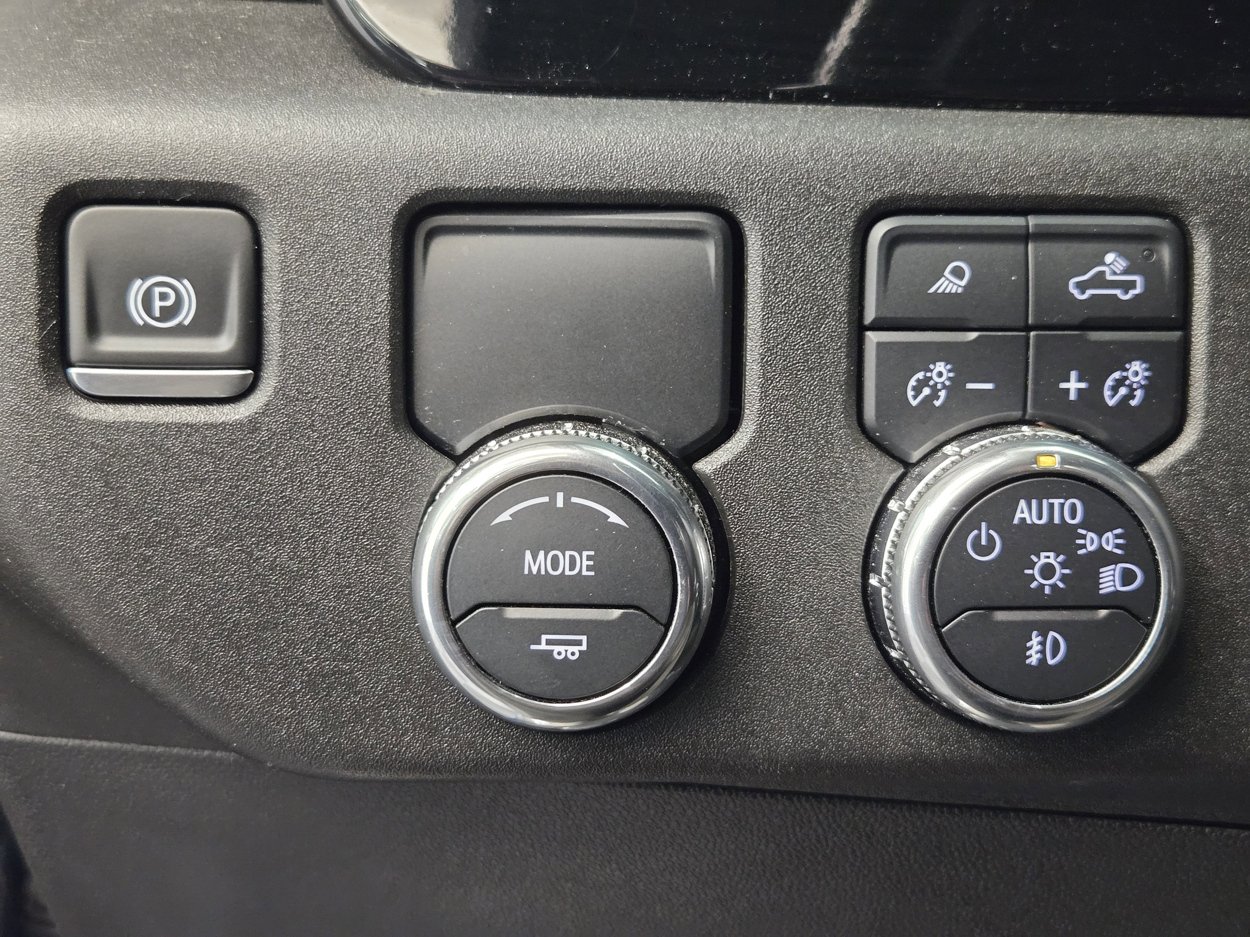 Used 2024 GMC Sierra 1500 SLT RWD image 23