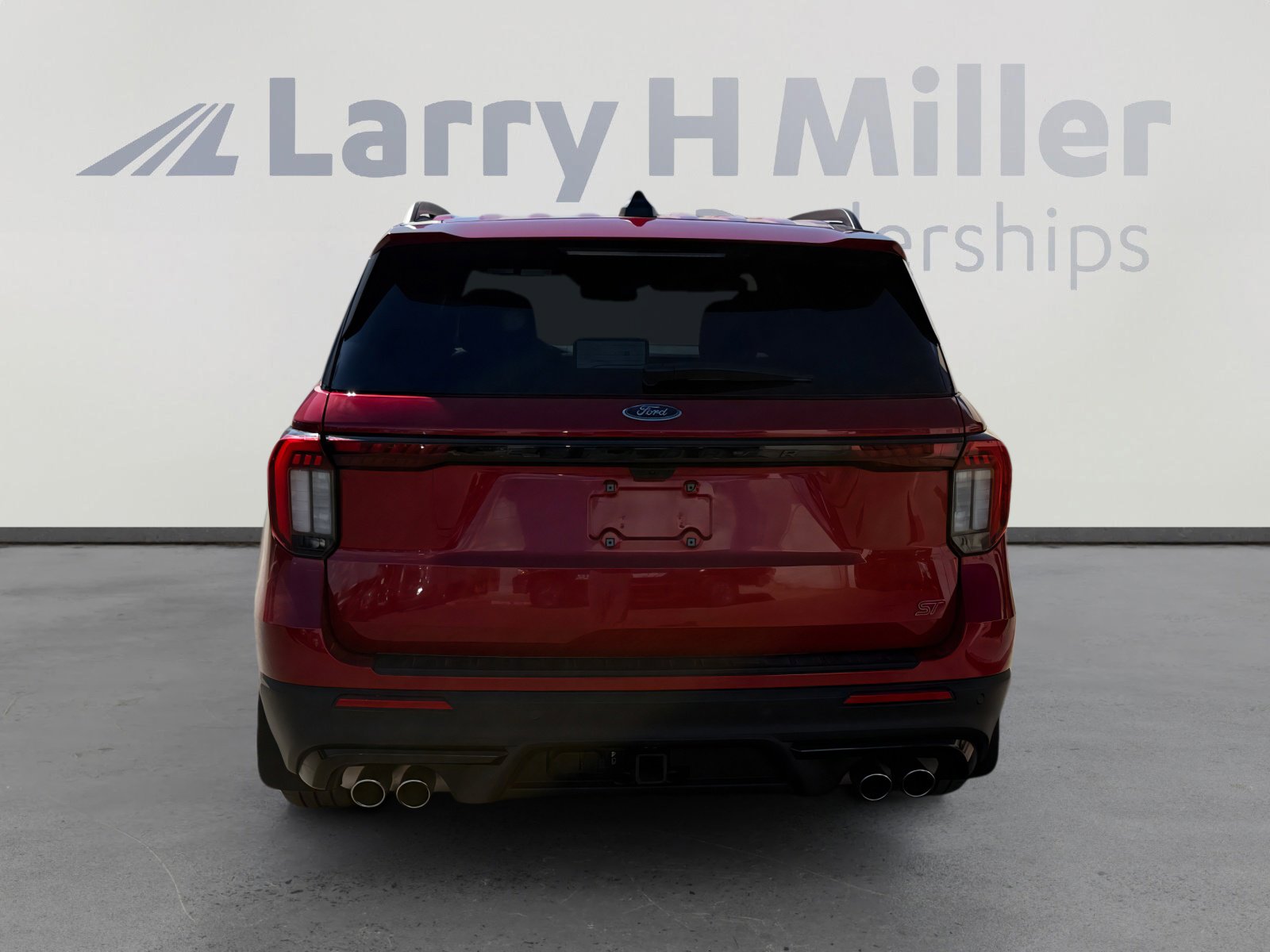 Certified 2025 Ford Explorer ST image 4