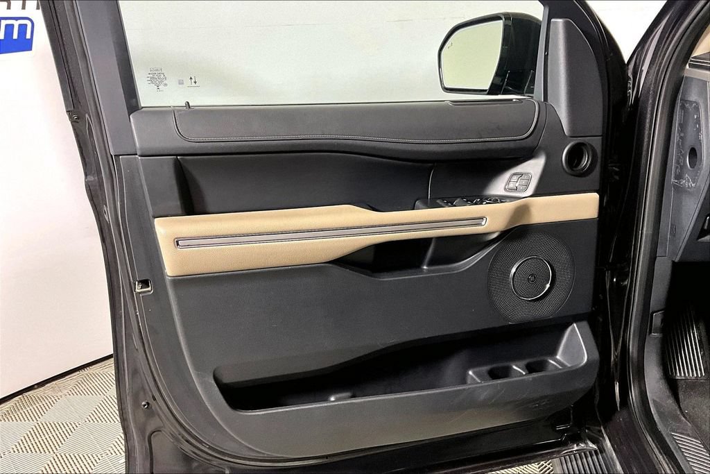 Certified 2024 Ford Expedition Limited RWD image 18