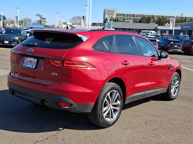 Used 2020 Jaguar F-PACE Premium image 4