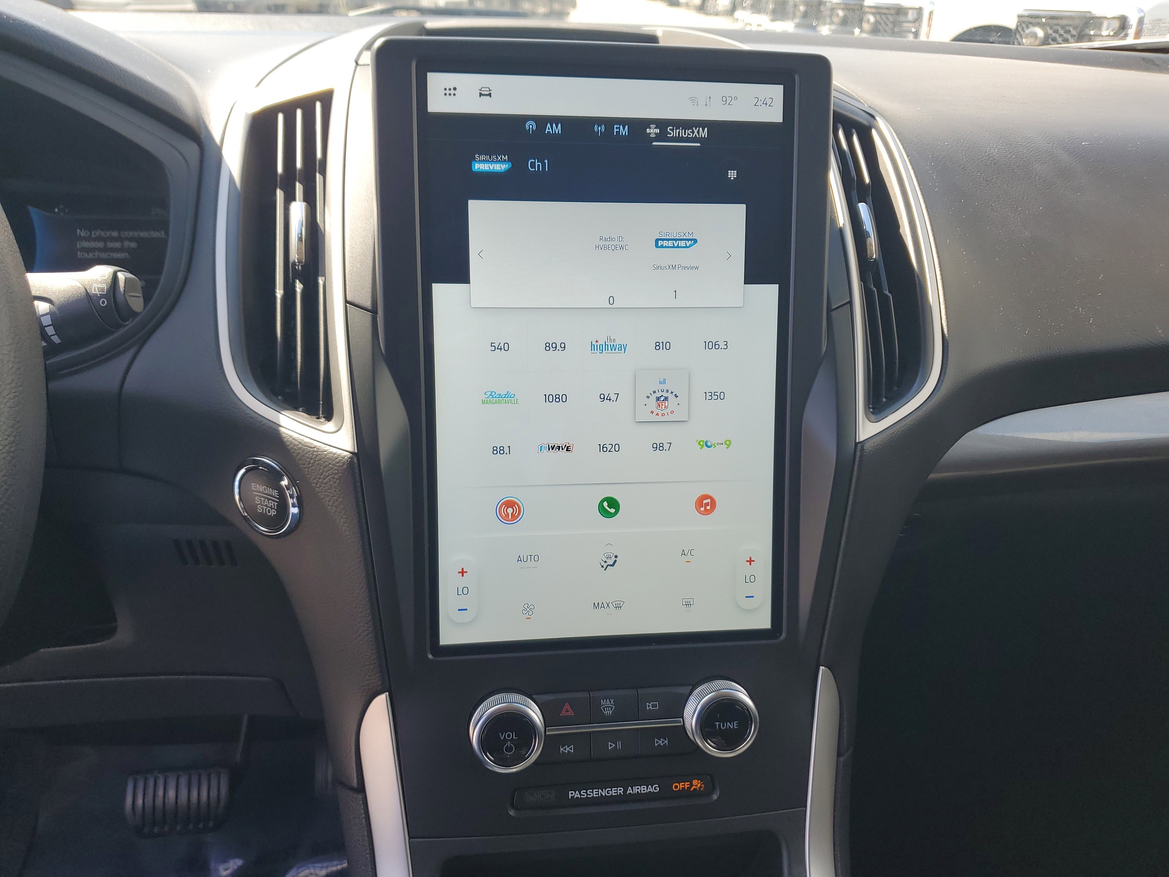 Certified 2024 Ford Edge SE w/ Black Appearance Package image 23