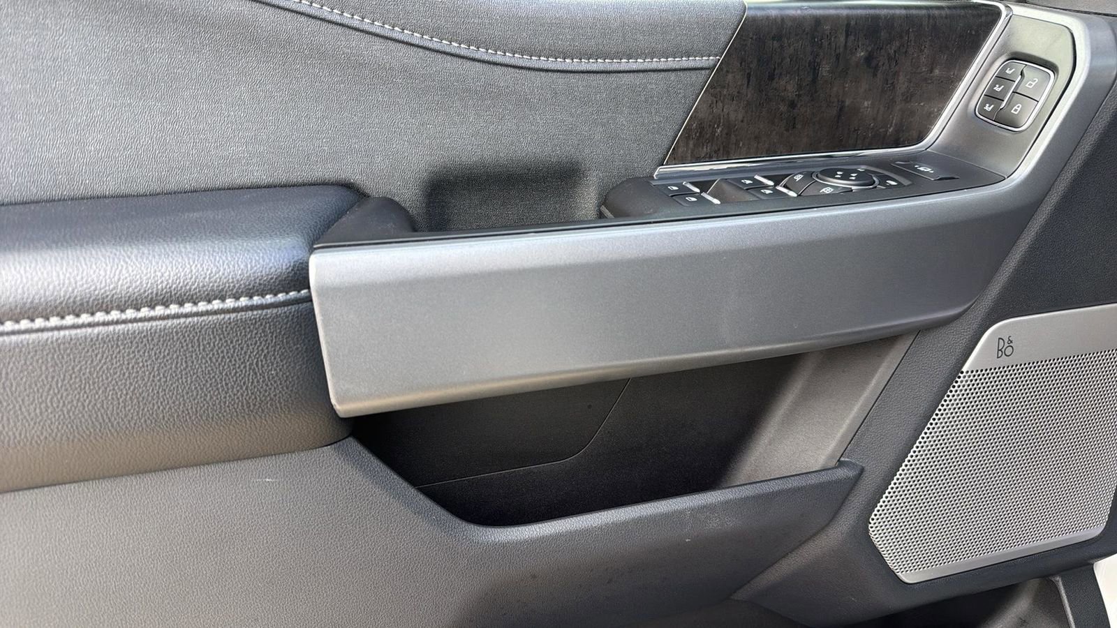 Certified 2023 Ford F250 Lariat w/ Lariat Ultimate Package image 12