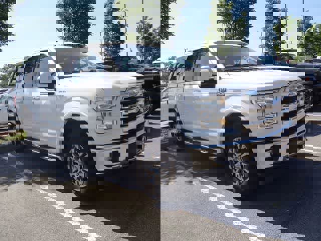 Certified 2017 Ford F150 Lariat w/ Trailer Tow Package image 2