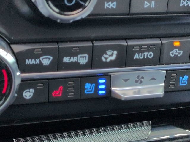 Certified 2024 Ford F250 Lariat w/ Lariat Ultimate Package AWD/4WD image 23