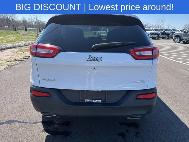 Used 2017 Jeep Cherokee Latitude w/ True North Edition AWD/4WD image 8