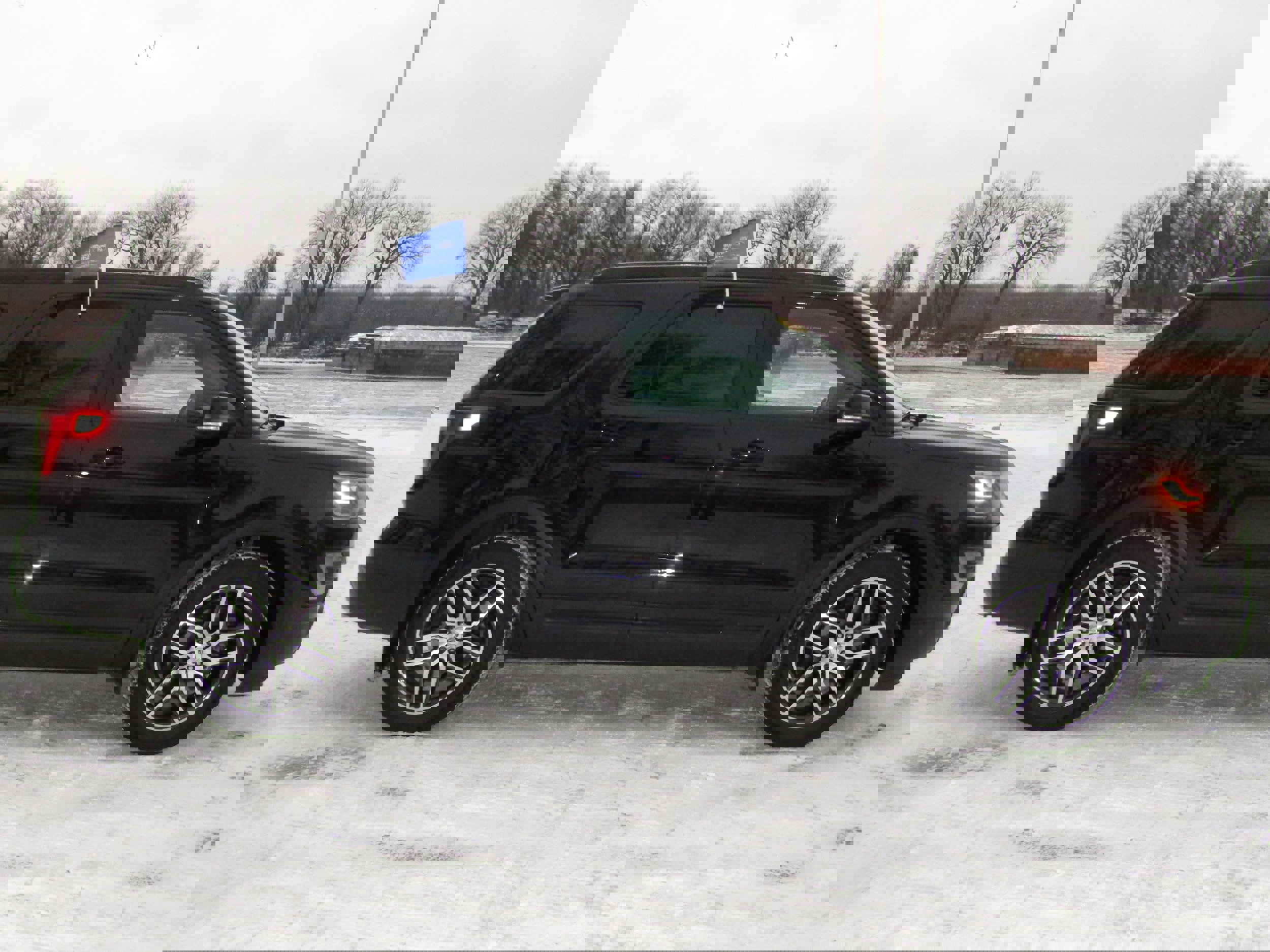 Certified 2017 Ford Explorer Sport w/ Equipment Group 401A image 6