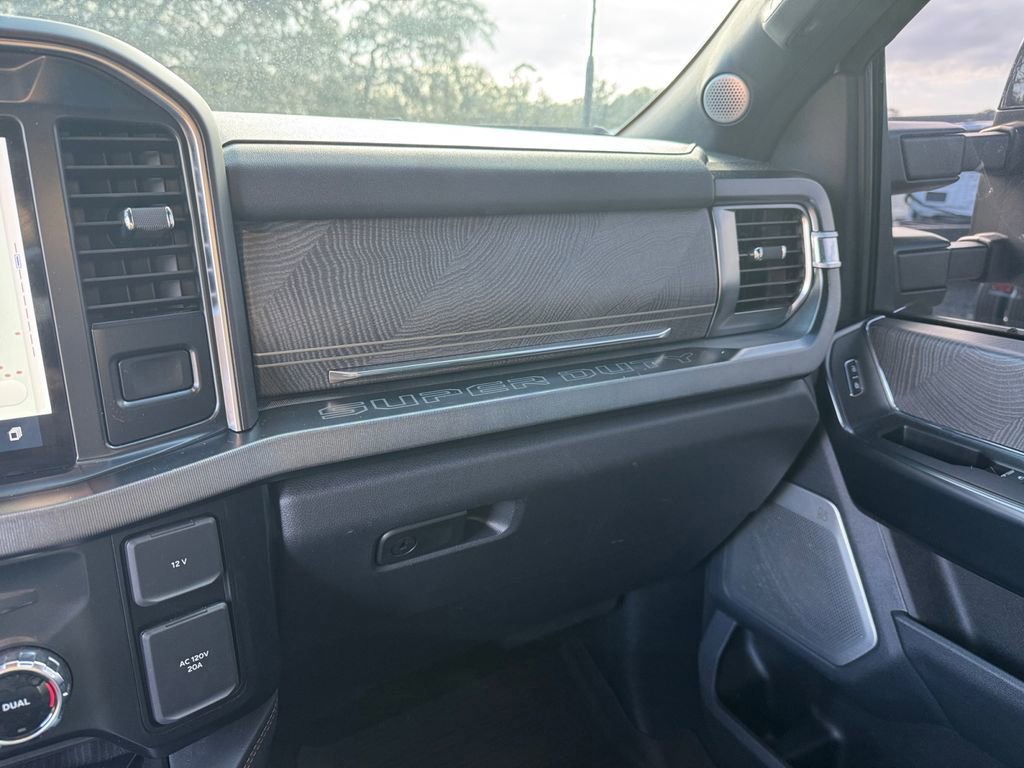 Certified 2023 Ford F350 Platinum w/ Tremor Off-Road Package image 40