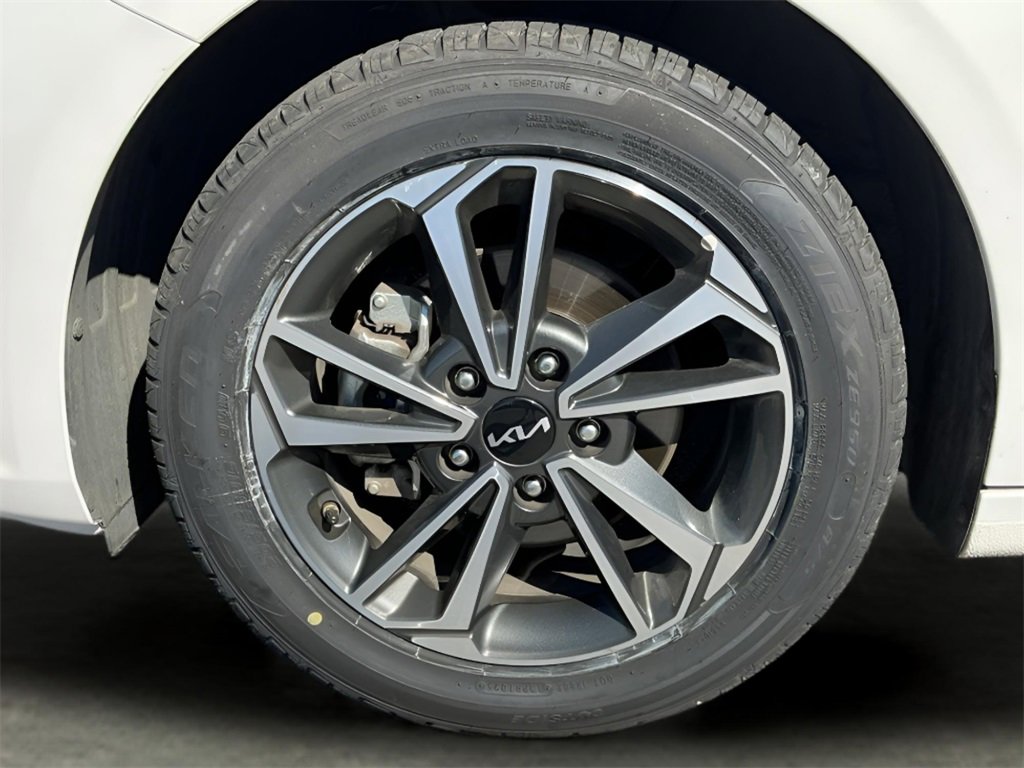 Used 2024 Kia Forte LXS image 23