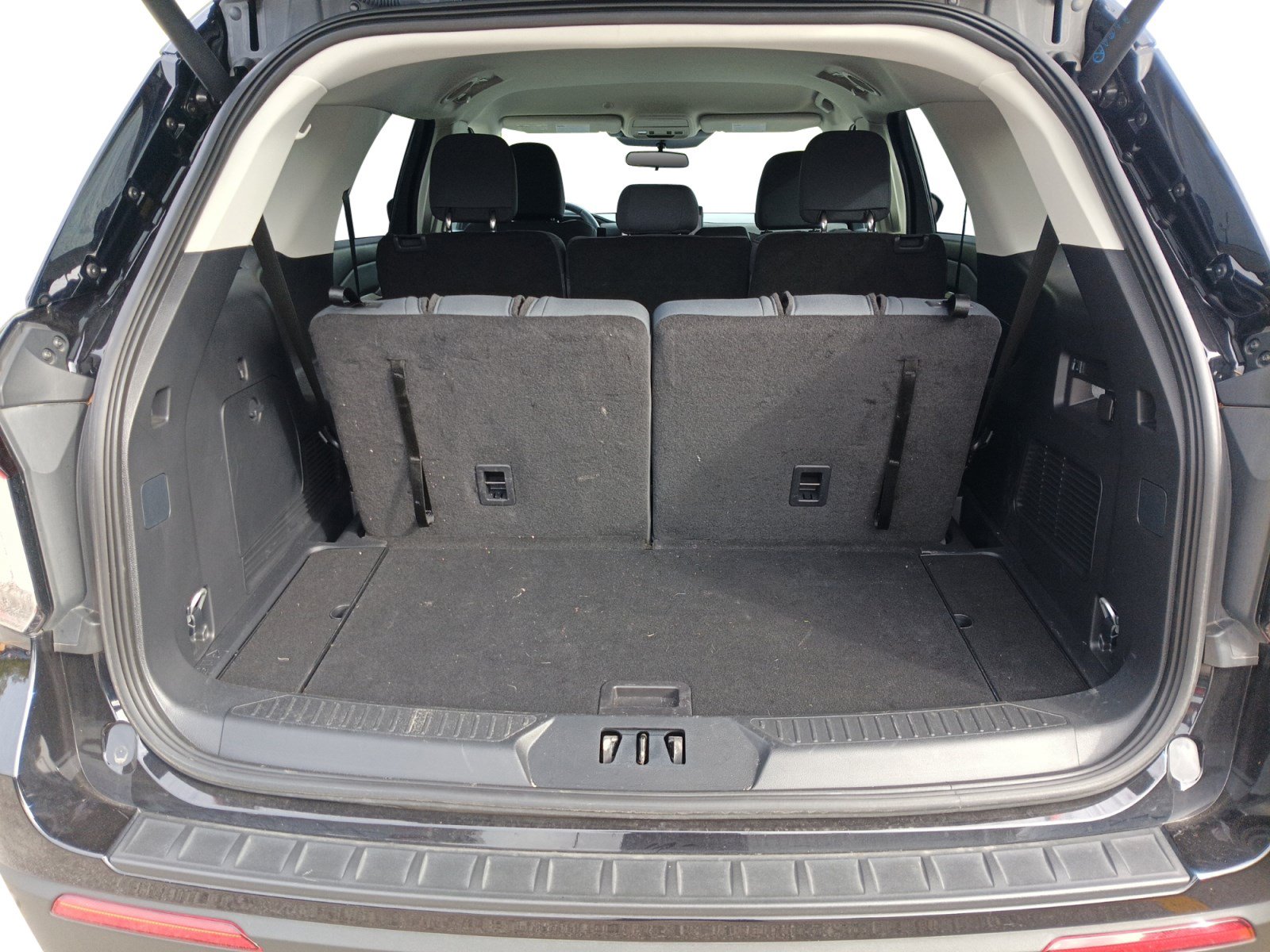 Certified 2025 Ford Explorer Active RWD image 18