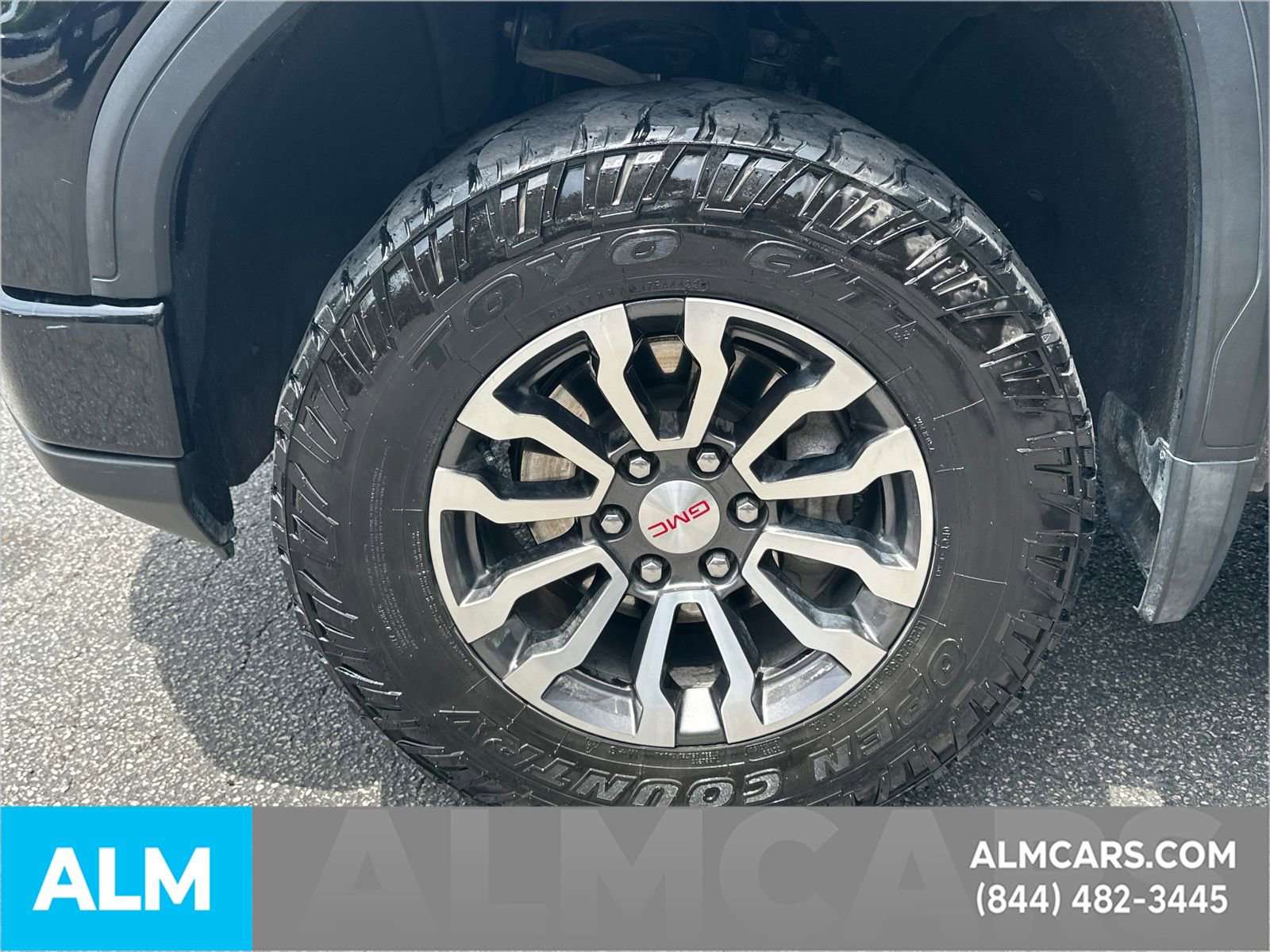 Used 2022 GMC Sierra 1500 AT4 w/ AT4 Preferred Package AWD/4WD image 12