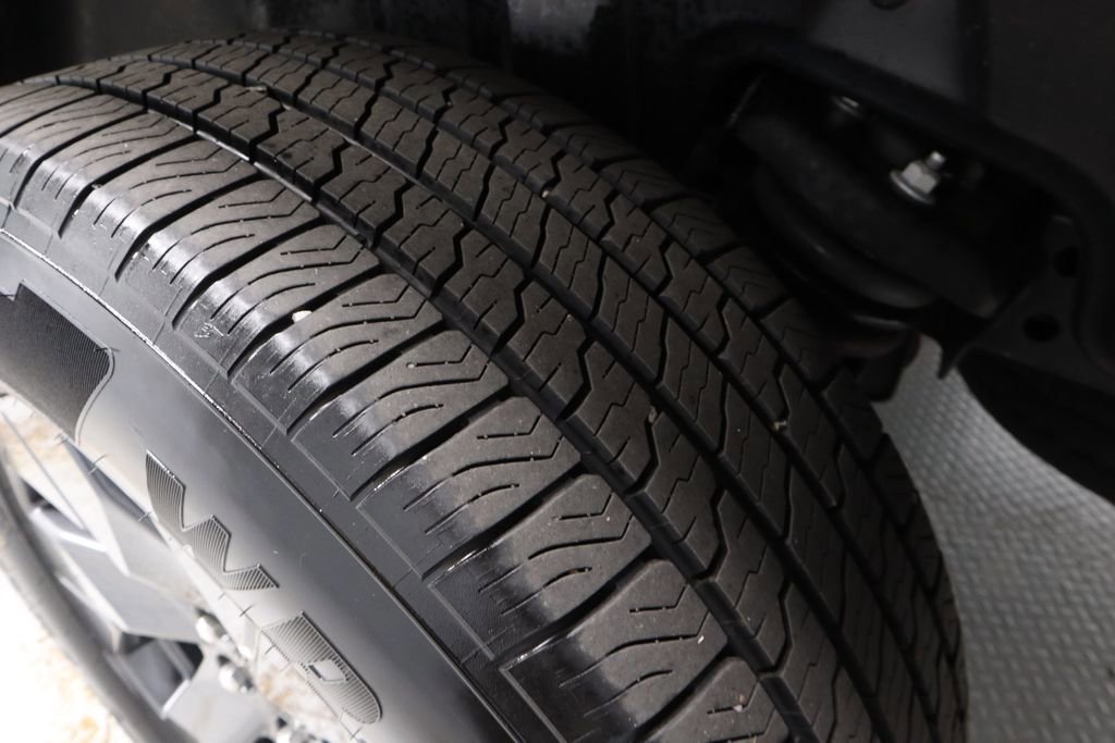 Certified 2025 Ford F150 Lightning Flash AWD/4WD image 22