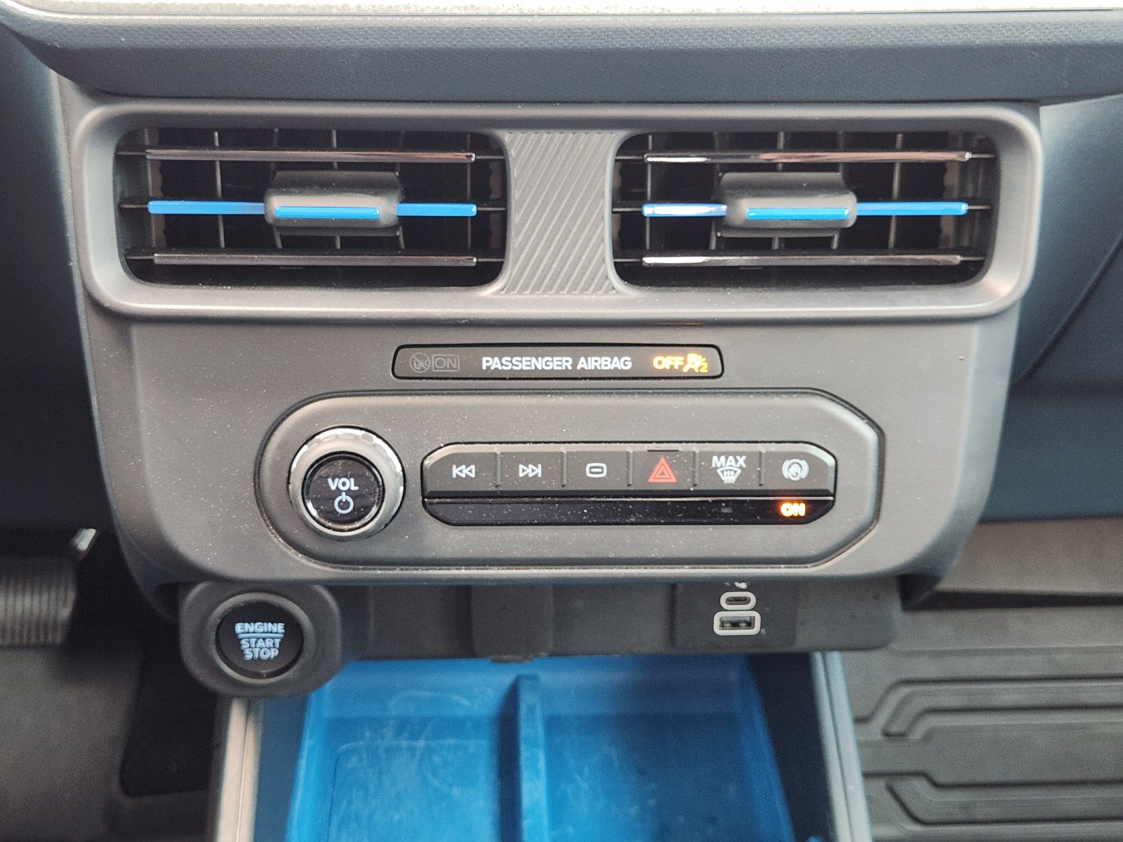 Certified 2025 Ford Maverick XLT w/ XLT Luxury Package FWD image 19