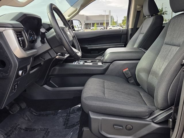 Certified 2022 Ford Expedition XLT RWD image 12