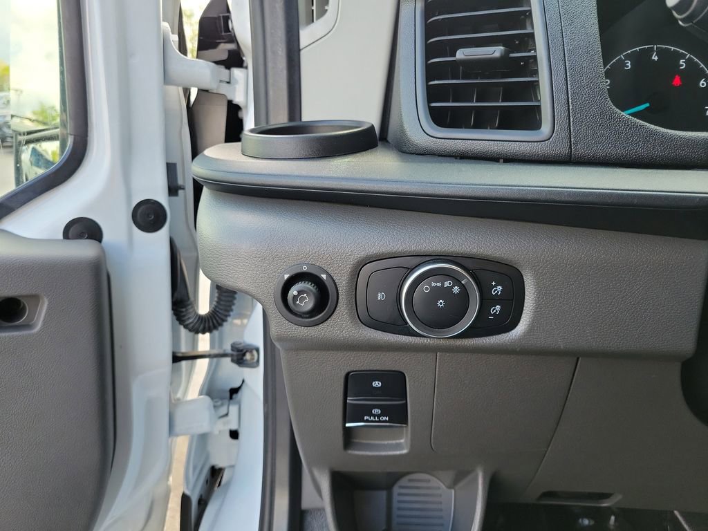 Certified 2025 Ford Transit 250 Low Roof w/ Exterior Upgrade Package RWD image 21