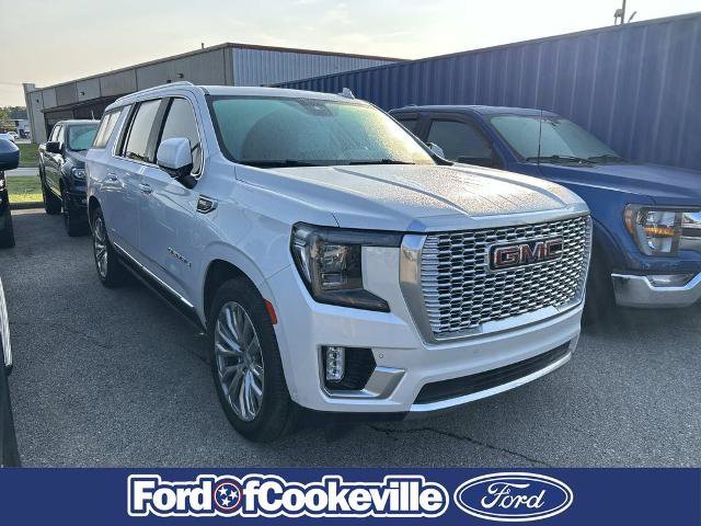 Used 2023 GMC Yukon XL Denali w/ Denali Reserve Package AWD/4WD image 2