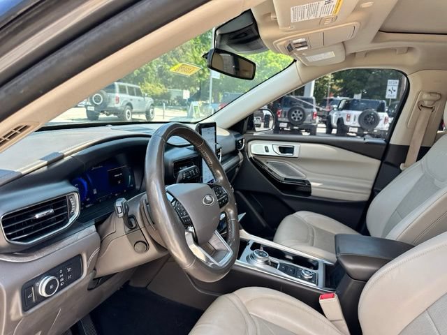 Certified 2021 Ford Explorer Platinum w/ Equipment Group 601A AWD/4WD image 15