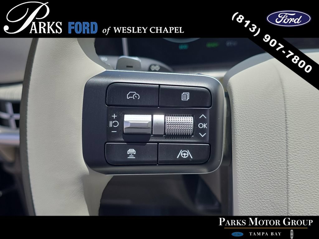 Used 2025 Hyundai Santa Fe Calligraphy AWD/4WD image 32