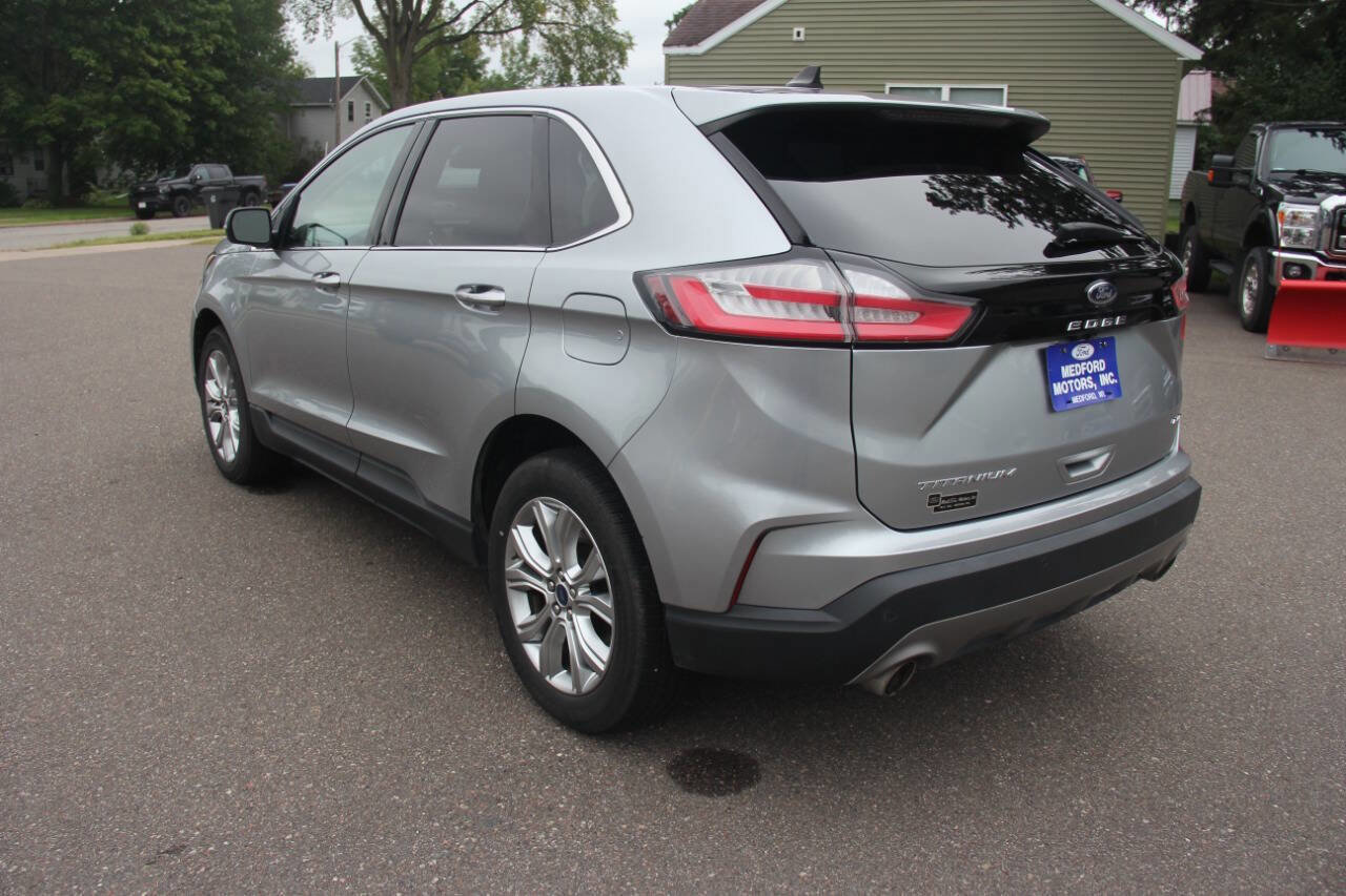 Certified 2022 Ford Edge Titanium image 5