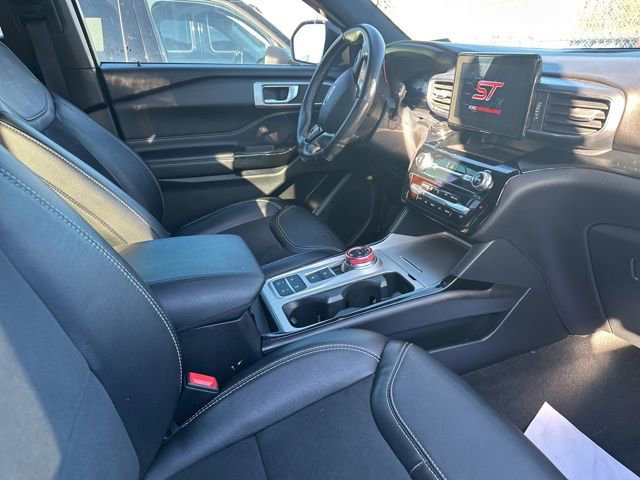 Certified 2022 Ford Explorer ST w/ ST Street Pack image 23