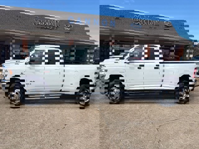 Used 2022 RAM 3500 Tradesman image 2