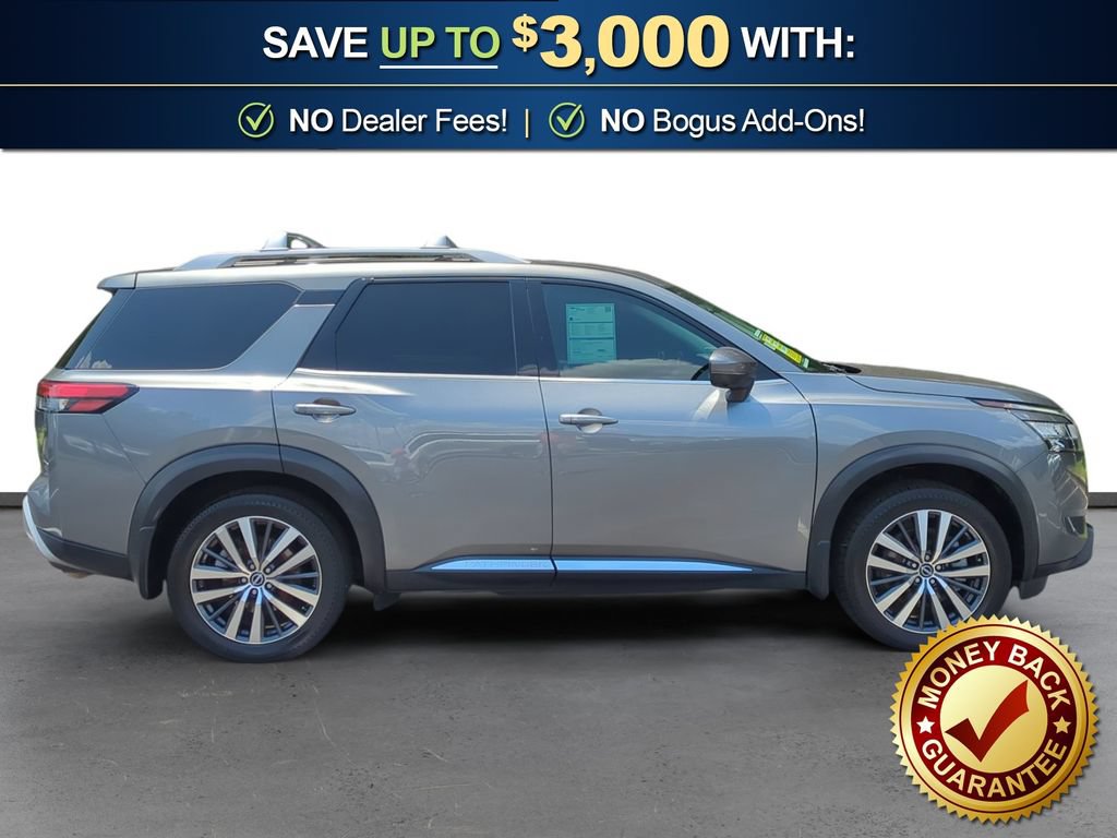 Used 2022 Nissan Pathfinder Platinum w/ Cargo Package FWD image 8