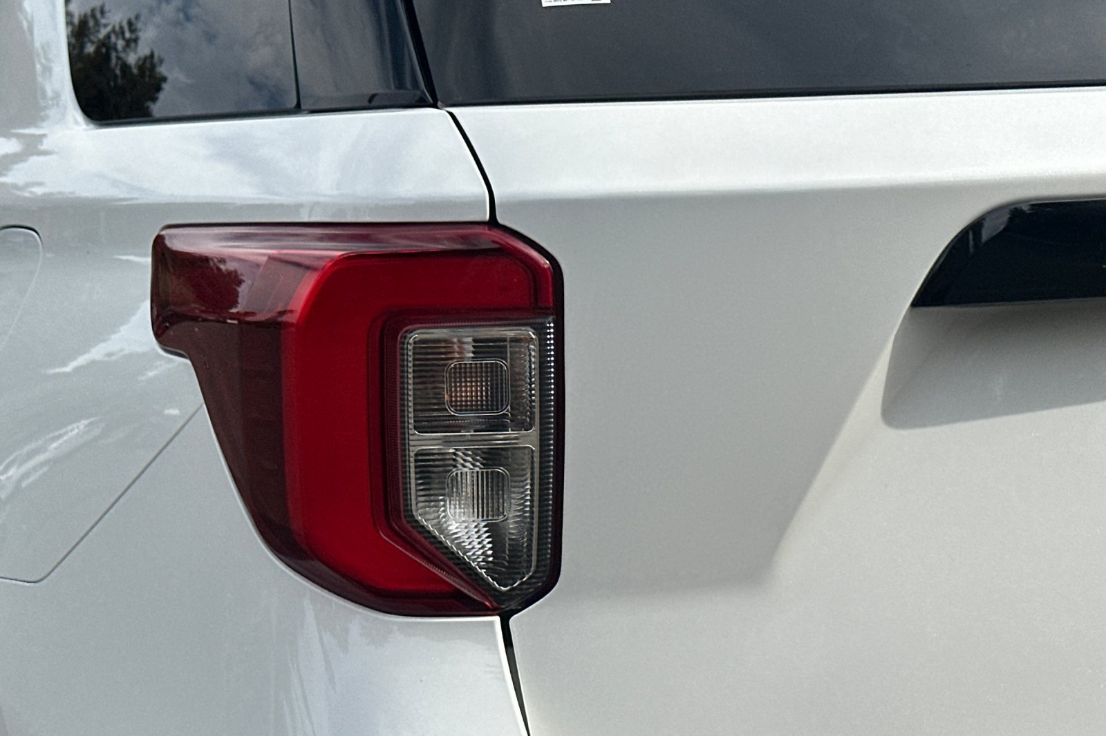 Certified 2022 Ford Explorer ST w/ Equipment Group 401A AWD/4WD image 49