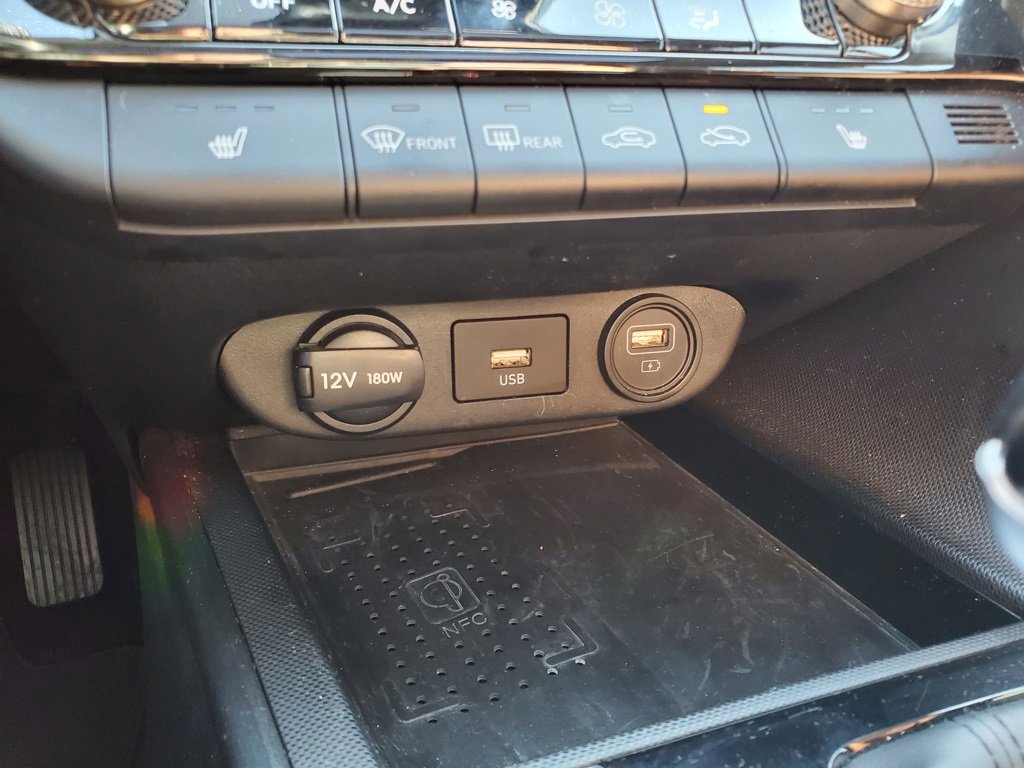 Used 2022 Hyundai Elantra SEL w/ Convenience + Premium Package image 27