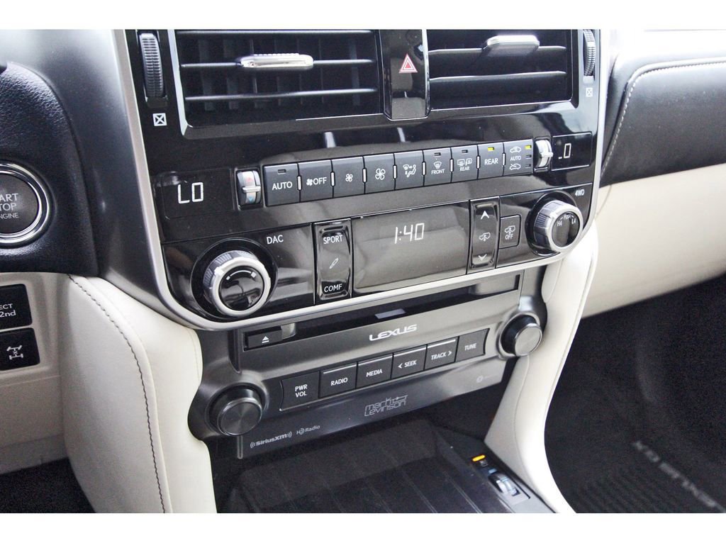 Used 2023 Lexus GX 460 Luxury w/ Sport Design Package image 25