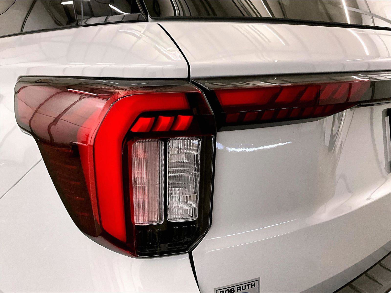 Certified 2026 Ford Explorer ST-Line AWD/4WD image 29