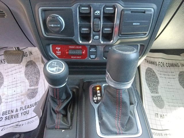 Used 2020 Jeep Gladiator Rubicon AWD/4WD image 25