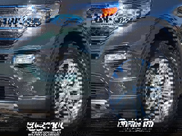 Certified 2023 Ford Explorer XLT w/ Equipment Group 202A image 3