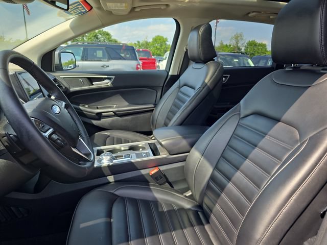Certified 2024 Ford Edge SEL w/ Convenience Package AWD/4WD image 5