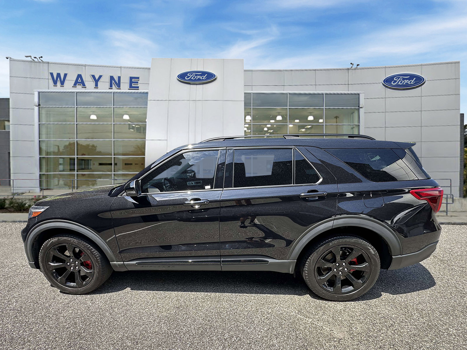 Certified 2023 Ford Explorer ST w/ Equipment Group 401A AWD/4WD image 7