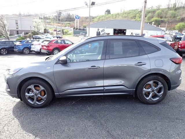 Certified 2024 Ford Escape ST-Line FWD image 2
