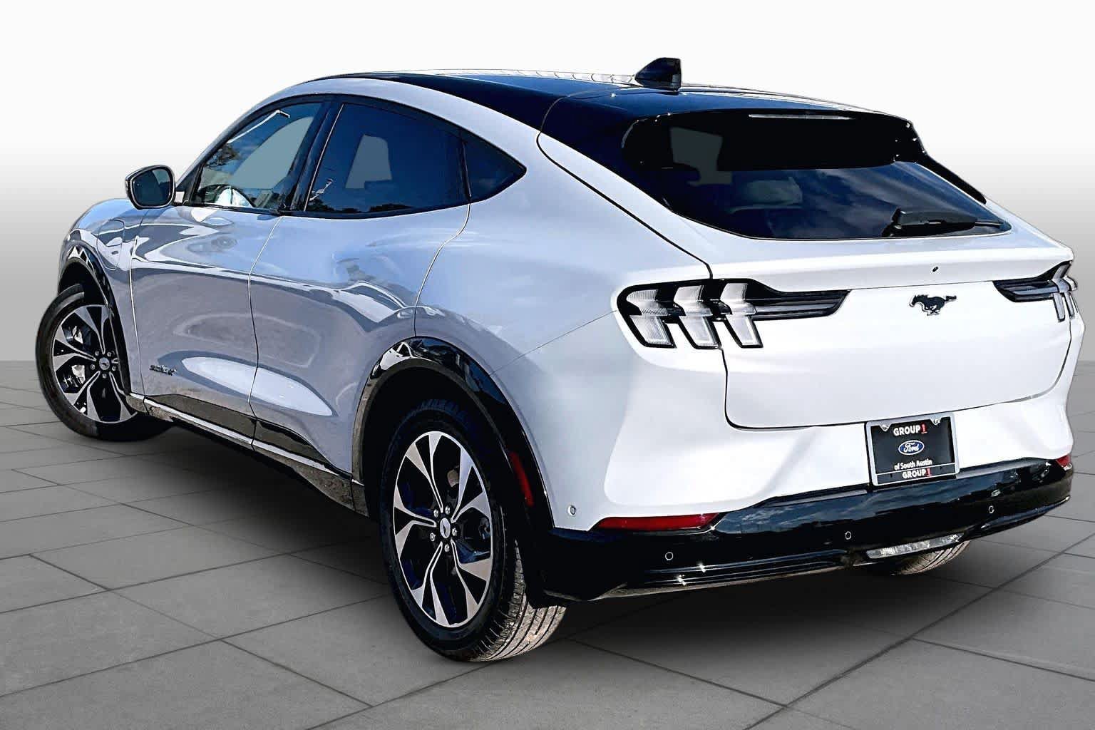 Certified 2023 Ford Mustang Mach-E Premium AWD/4WD image 5