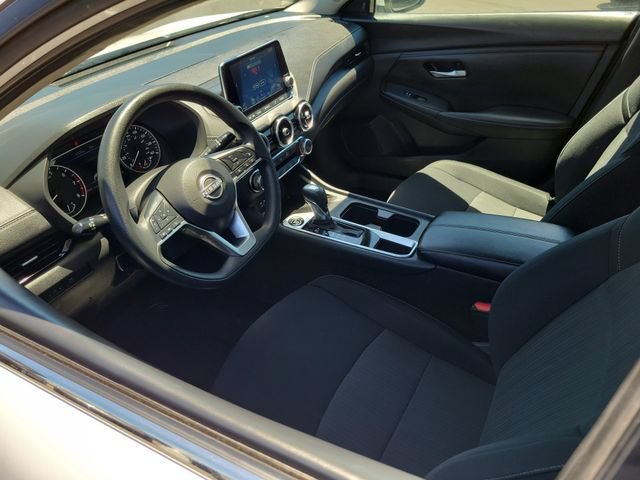 Used 2024 Nissan Sentra SV FWD image 3